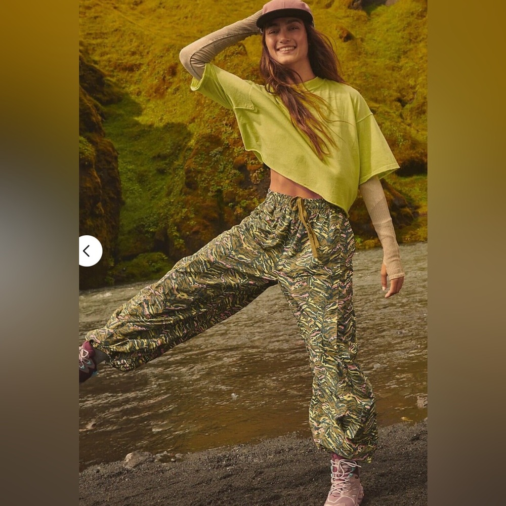 Free People Green Patterned Pants